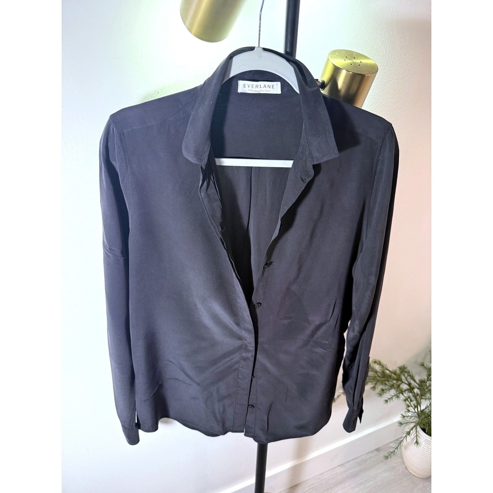 Everlane silk black office jeans top med collar tailored chic minimalist jean ec